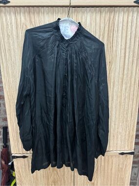 Foravi Black Long-Sleeve Pleated Women’s Blouse
